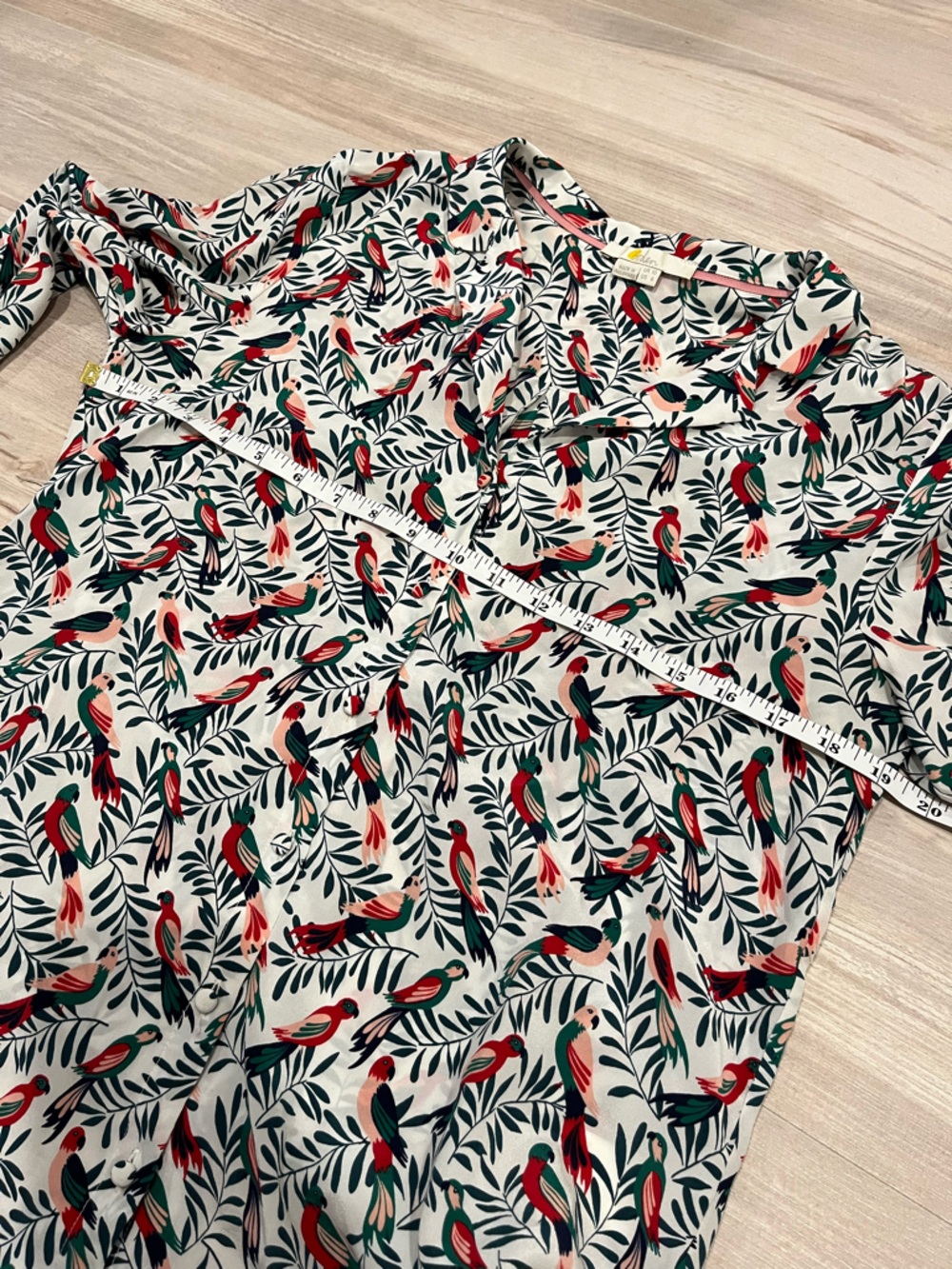 Boden Tabitha 100% Silk White Blouse with Red & Green Bird Print - Picture 14 of 16